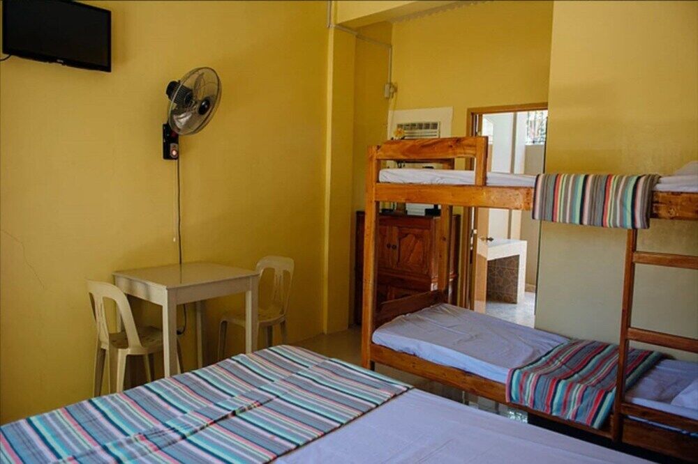 Las Residencias Bed And Breakfast Puerto Princesa Exteriör bild